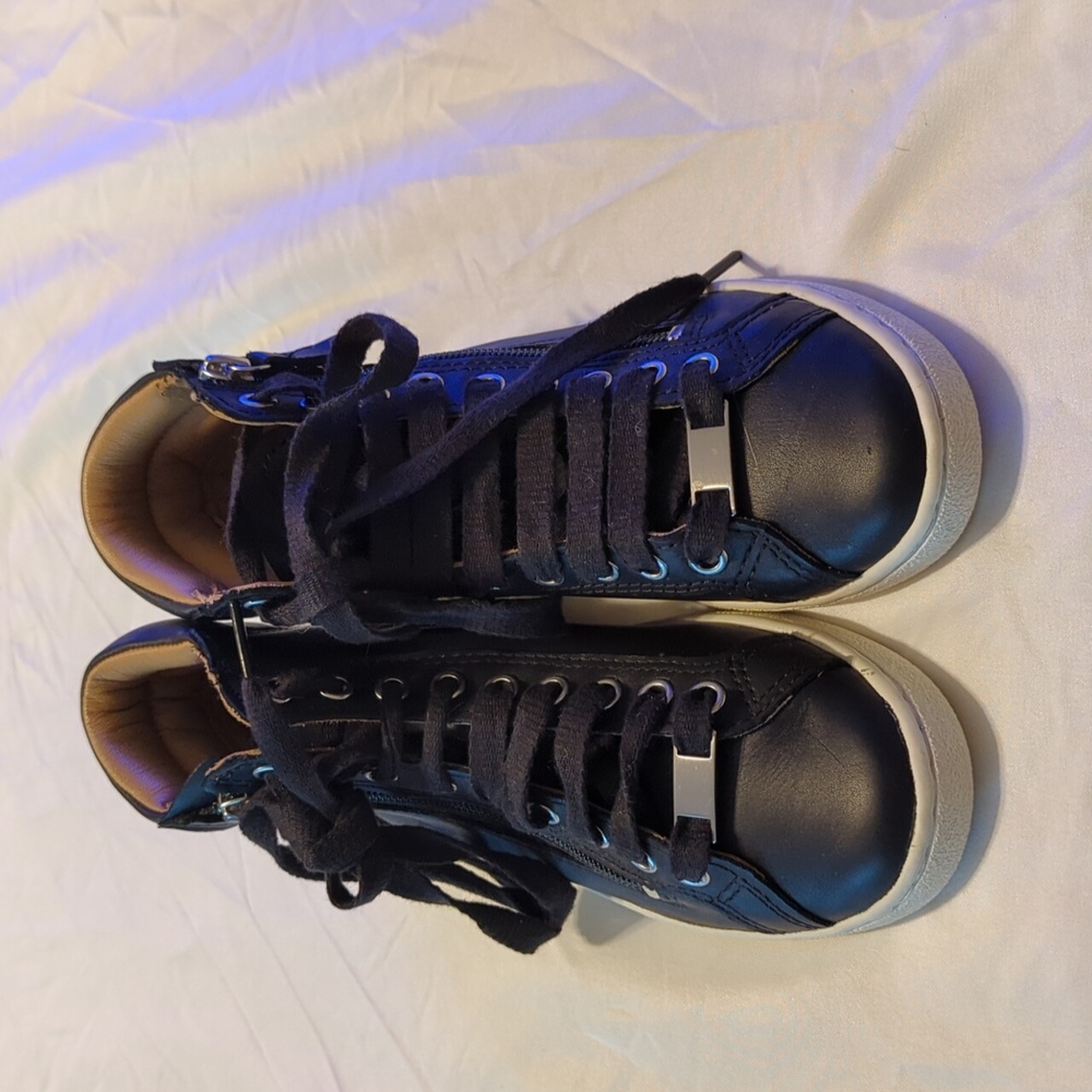 Ugg Sneakers